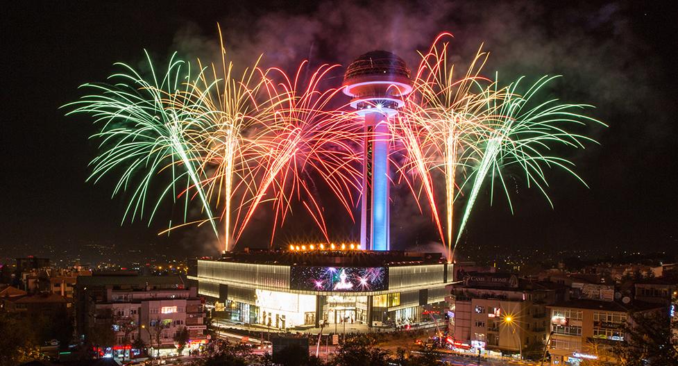 Ankara’nın Simgesi Atakule 29 Ekim’de Işık Saçtı!