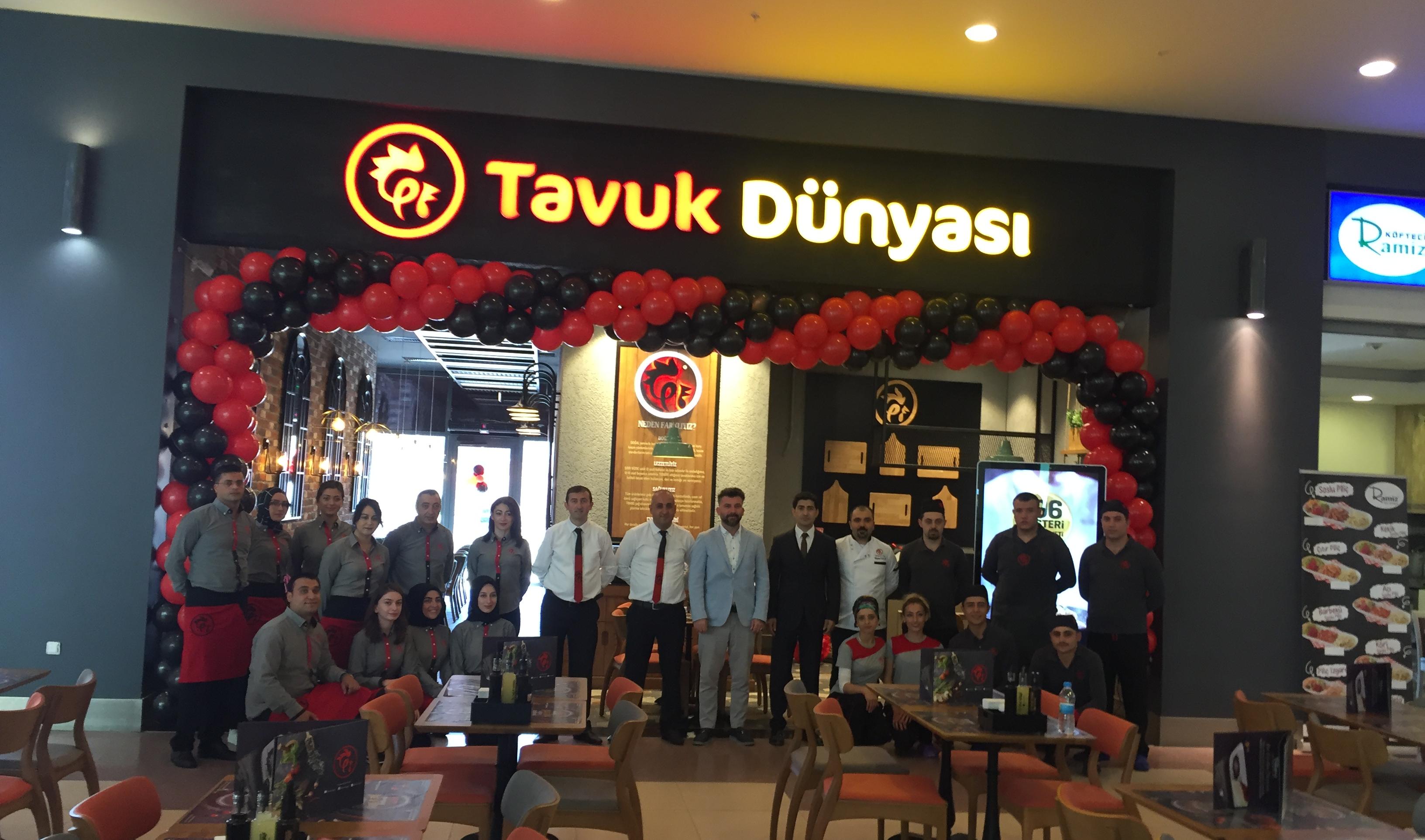 Tavuk Dünyası, Novada AVM’de açılan  yeni restoranıyla şimdi de Tokat’ta